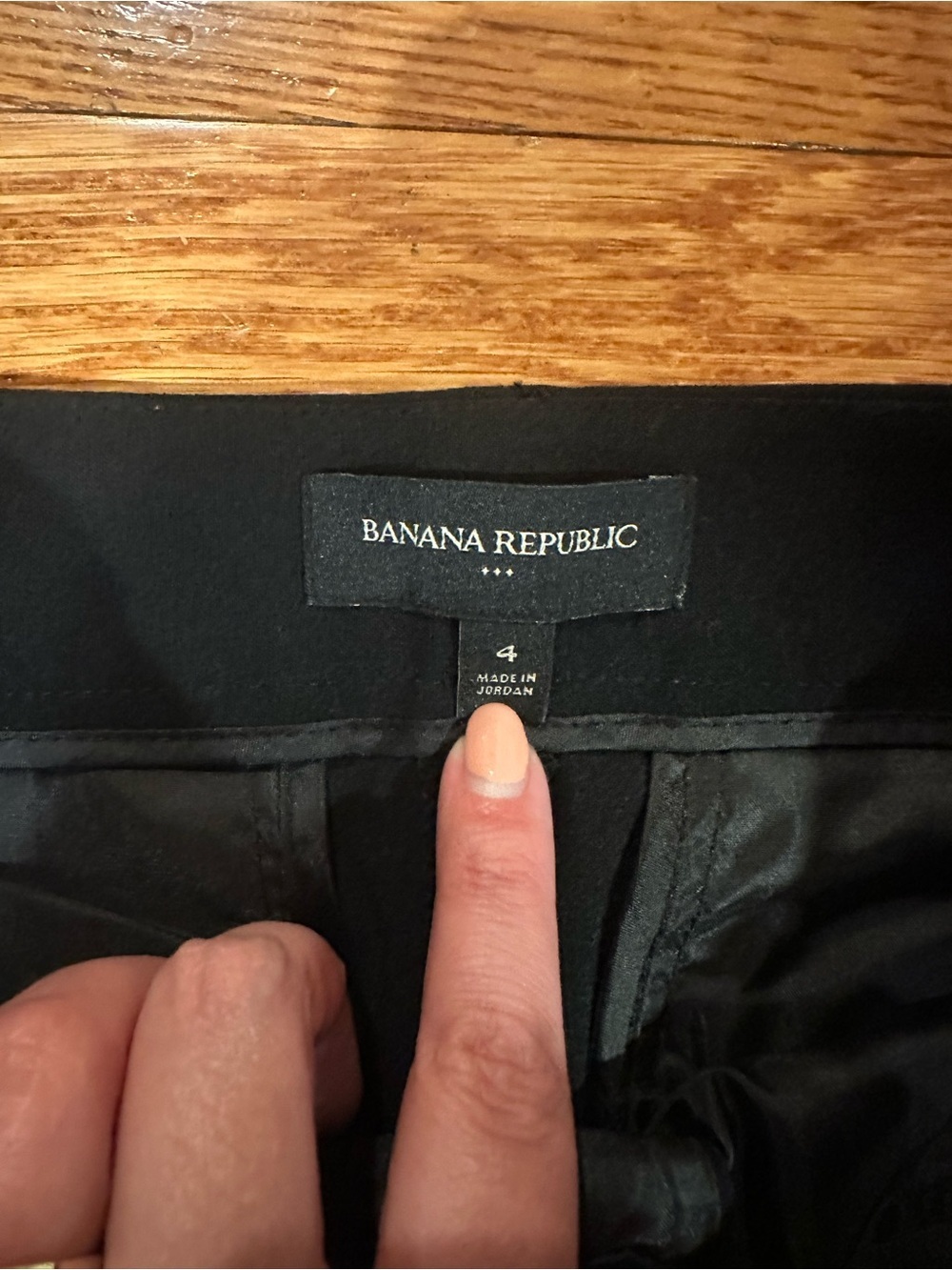 Banana Republic Black Tie-Waist Tapered Trousers - Picture 3 of 4